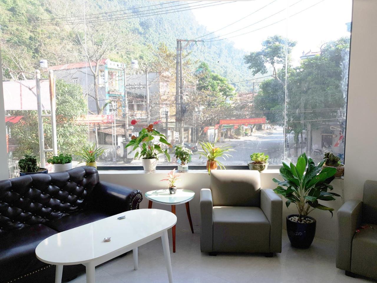 Long Hotel And Motobike Rental Ha Giang Exterior photo
