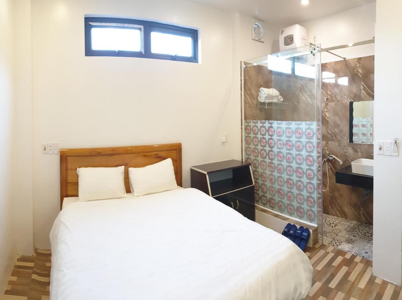 Long Hotel And Motobike Rental Ha Giang Exterior photo